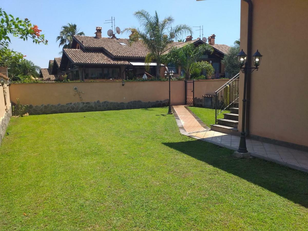 Villa Vittorio Infernetto Екстериор снимка
